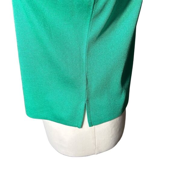 Ming Wang Green with Black Beaded Trim Round Neck Sleeveless Knit Top Sz Small - Picture 8 of 9